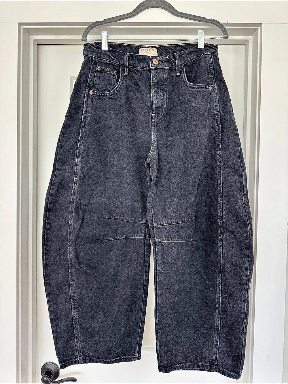 We The Free Women's barrel Jeans Waist 27 Like New